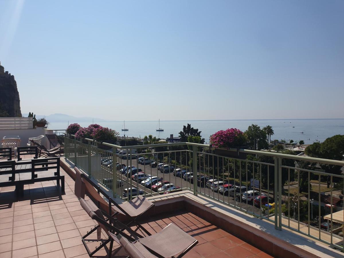 Reale Apartments Terracina Exterior photo