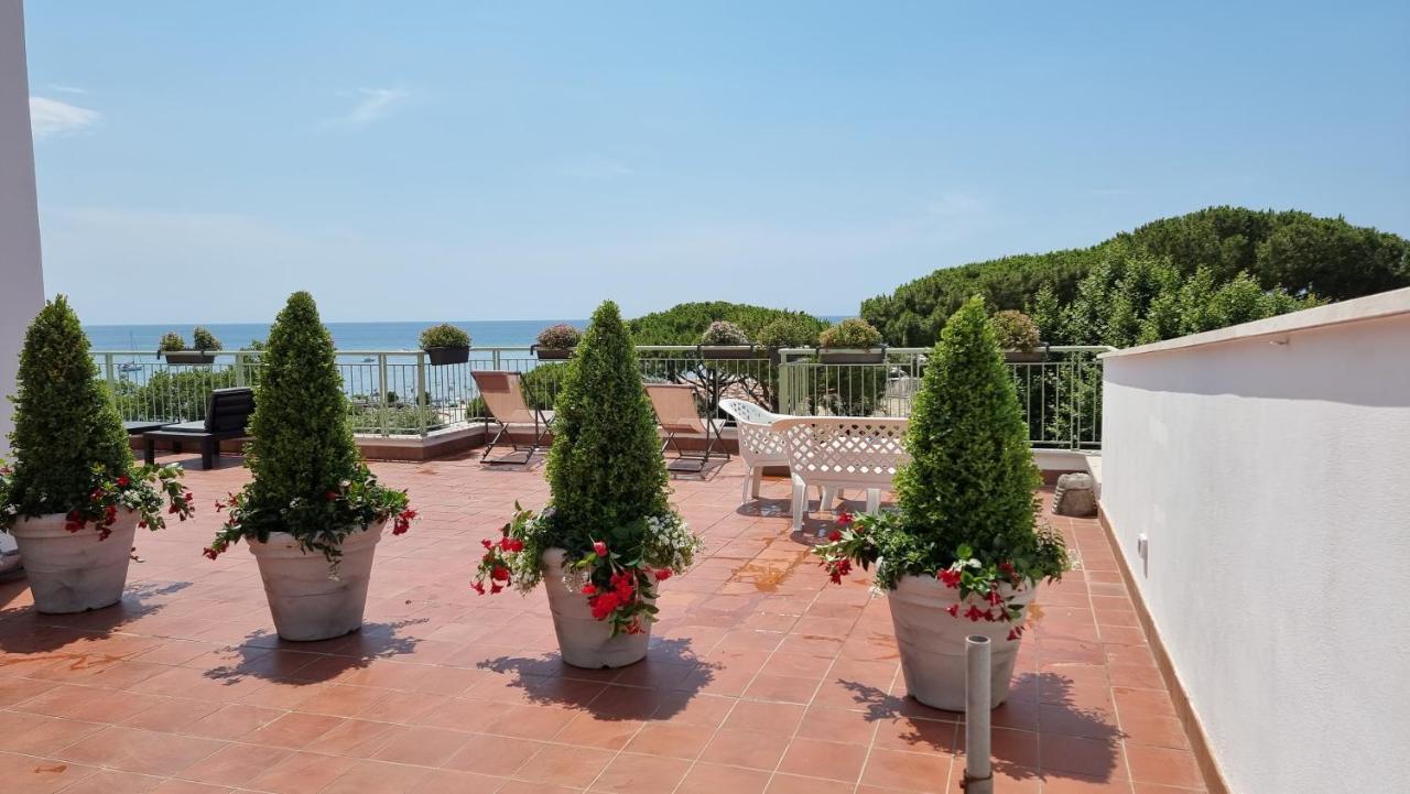 Reale Apartments Terracina Exterior photo
